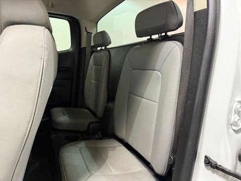 Used 2021 Chevrolet Colorado W/T w/ WT Convenience Package image 20