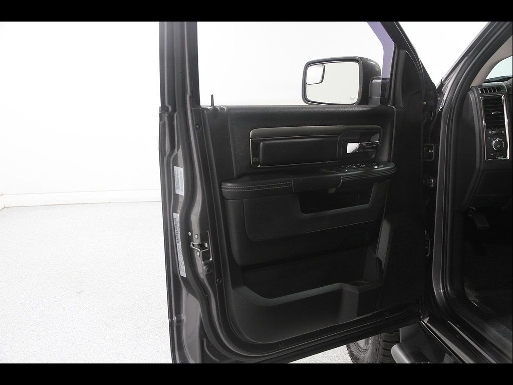 Used 2017 RAM 1500 Sport w/ Convenience Group AWD/4WD image 4
