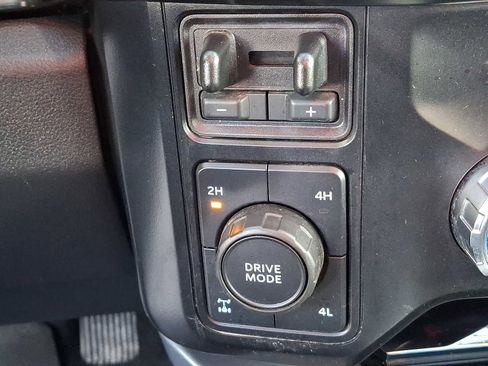 Certified 2023 Ford F350 Lariat w/ Lariat Ultimate Package image 28