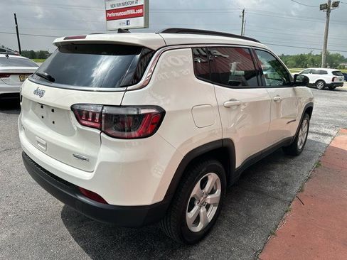 Used 2021 Jeep Compass Latitude w/ Sun and Sound Group AWD/4WD image 6