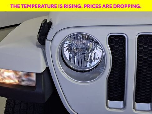 Used 2021 Jeep Wrangler Unlimited Sahara AWD/4WD image 10