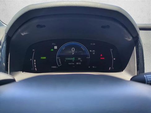 Used 2025 Toyota Camry LE FWD image 9