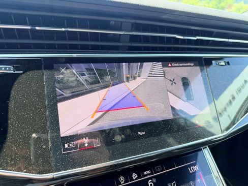 Certified 2025 Audi Q7 3.0T Premium Plus AWD/4WD image 35
