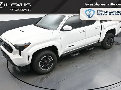 Used 2024 Toyota Tacoma TRD Sport RWD image 24