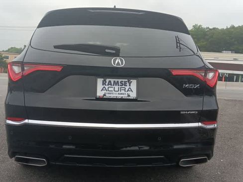 Used 2023 Acura MDX SH-AWD w/ Technology Package image 4