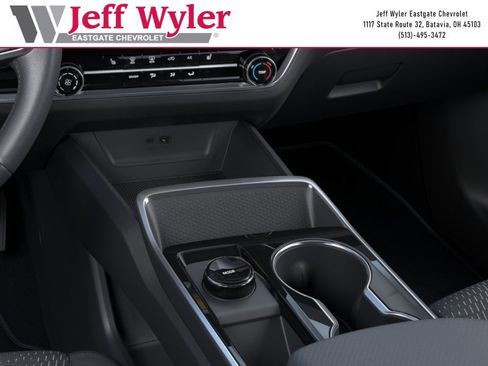 New 2026 Chevrolet Equinox LT w/ Midnight Edition FWD image 24