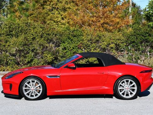 Used 2019 Jaguar F-TYPE Convertible image 30