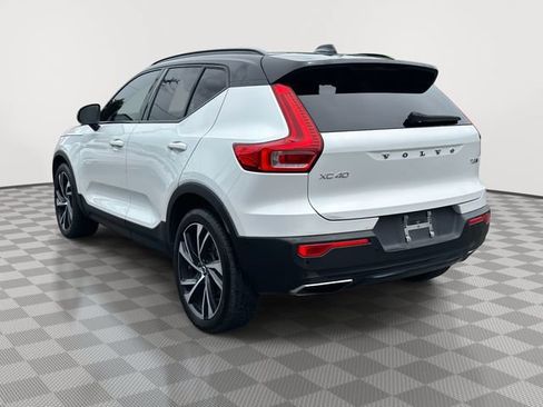 Used 2019 Volvo XC40 T5 R-Design AWD/4WD image 7