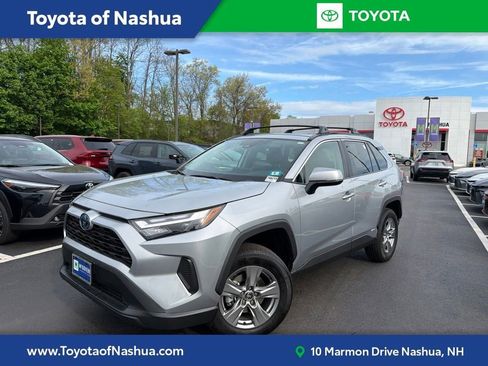 Used 2024 Toyota RAV4 XLE w/ Convenience Package AWD/4WD image 1