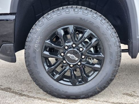 New 2026 Chevrolet Silverado 2500 Custom w/ Custom Convenience Package AWD/4WD image 8