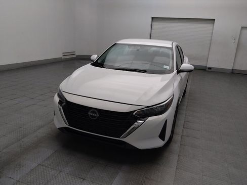 Used 2025 Nissan Sentra SV FWD image 15