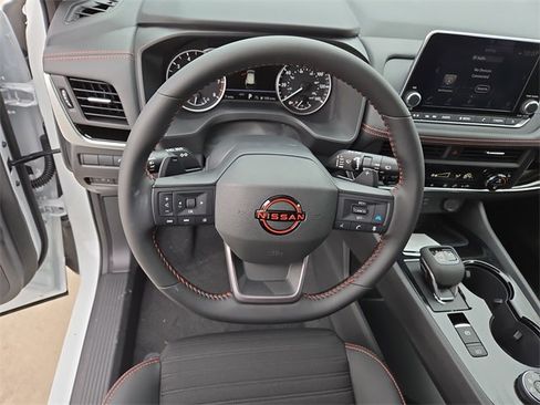 New 2026 Nissan Rogue SV image 28