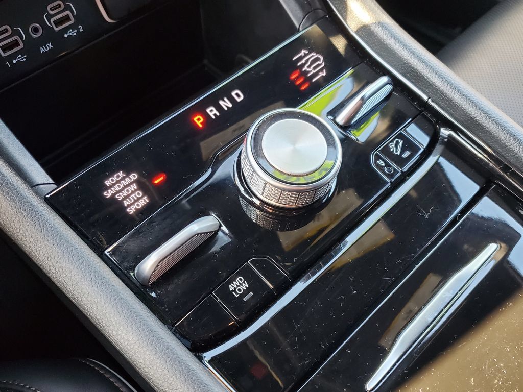 Used 2023 Jeep Grand Cherokee Altitude AWD/4WD image 34