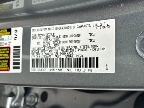 Used 2025 Toyota Tacoma TRD Off-Road image 44