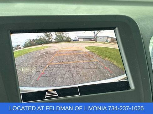Used 2023 Chevrolet Equinox LT FWD image 14