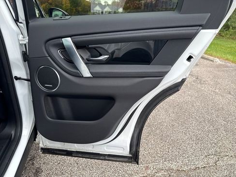 New 2024 Land Rover Discovery Sport S image 17