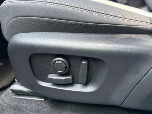 Used 2025 Land Rover Discovery Sport S AWD/4WD image 9