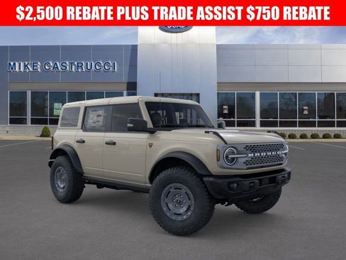 New 2025 Ford Bronco Badlands image 7