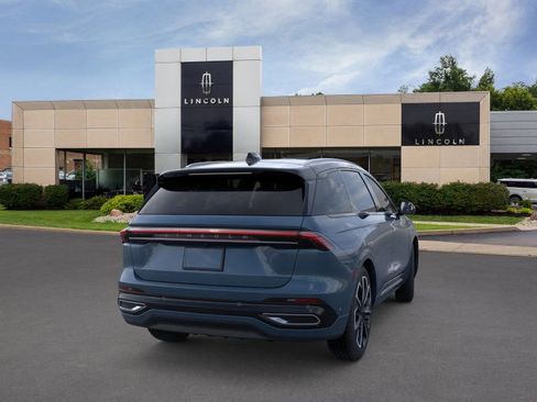 New 2024 Lincoln Nautilus Reserve w/ Equipment Group 202A image 8