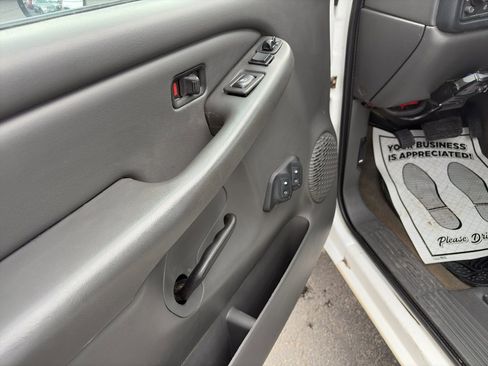 Used 2006 Chevrolet Silverado 3500 LS image 10