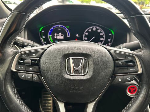 Used 2022 Honda Accord Sport image 11