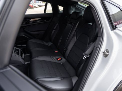 New 2026 Porsche Panamera 4 image 38