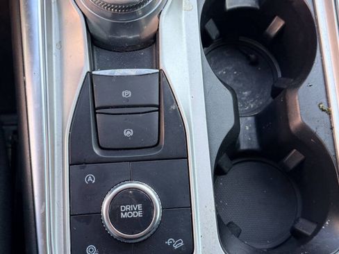Used 2021 Ford Explorer Limited w/ Equipment Group 301A AWD/4WD image 23