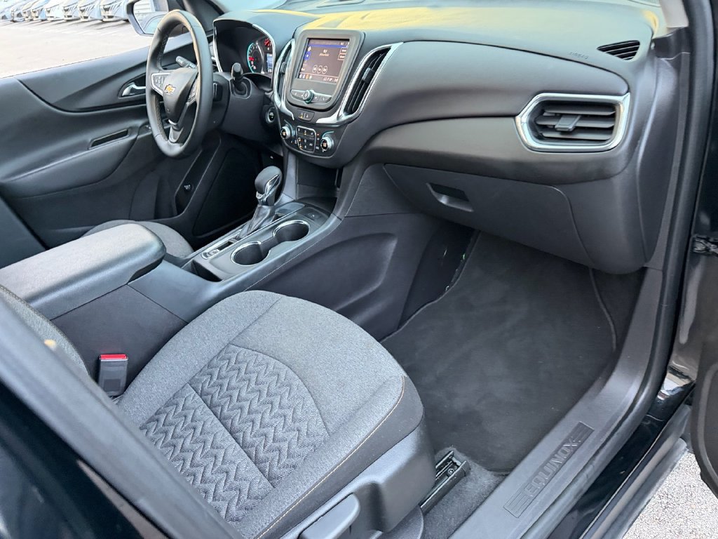 Used 2024 Chevrolet Equinox LT FWD image 18
