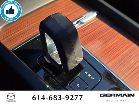 Used 2023 Volvo XC60 B5 Plus image 26