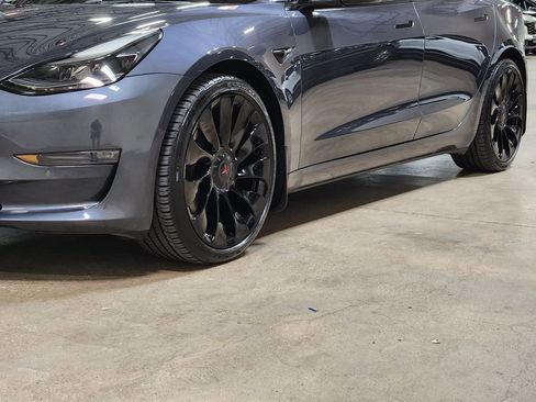 Used 2022 Tesla Model 3 Long Range image 17