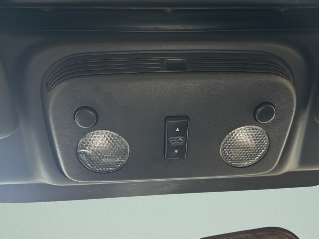Used 2014 Ford Mustang Convertible RWD image 12