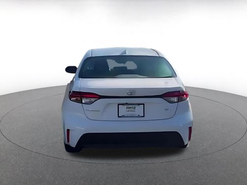 Used 2025 Toyota Corolla LE image 11