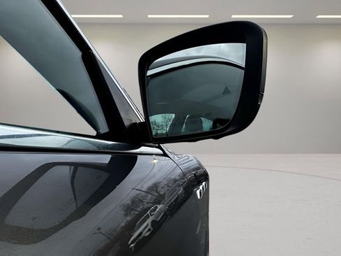 Used 2023 Maserati Levante Modena image 27