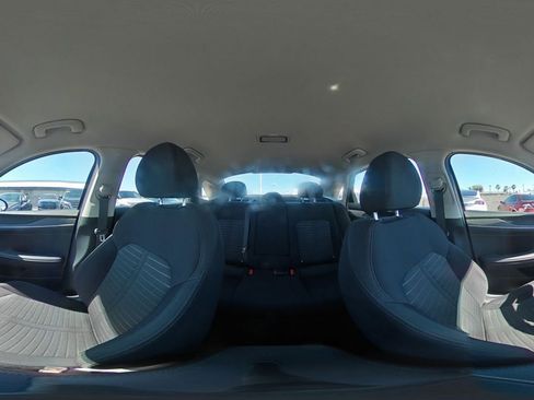 Used 2025 Kia K5 LXS FWD image 41