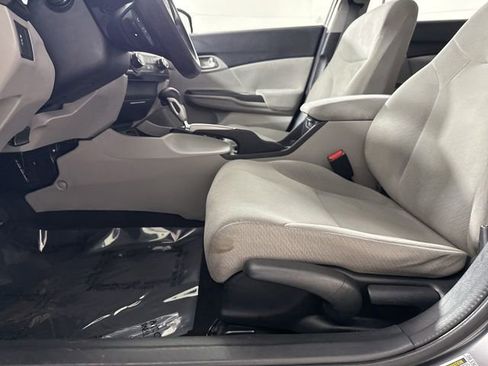 Used 2013 Honda Civic LX image 19