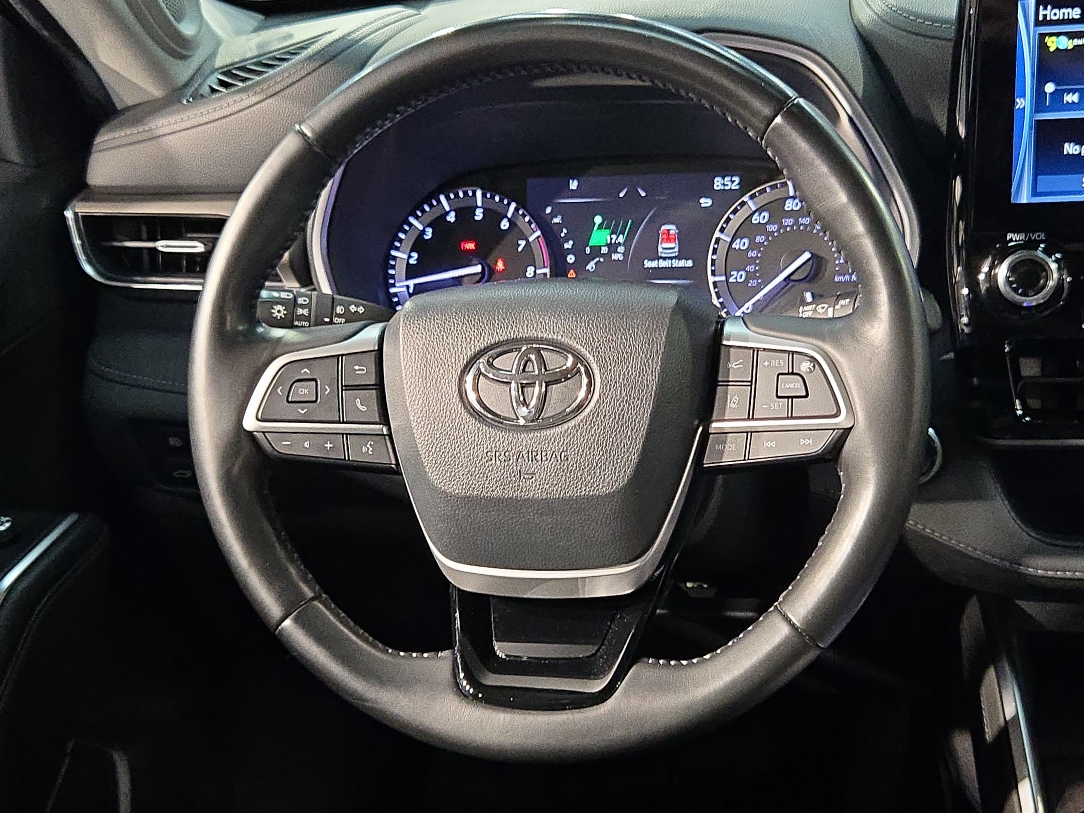 Used 2022 Toyota Highlander Limited FWD image 27