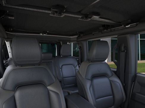 New 2025 Ford Bronco Outer Banks image 12