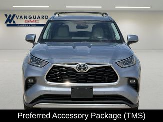 Used 2021 Toyota Highlander Platinum AWD/4WD video 3