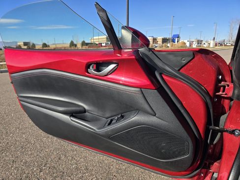 Used 2016 MAZDA MX-5 Miata Grand Touring image 19