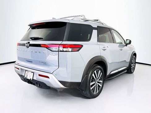 Used 2022 Nissan Pathfinder Platinum w/ Lighting Package (N93) image 10