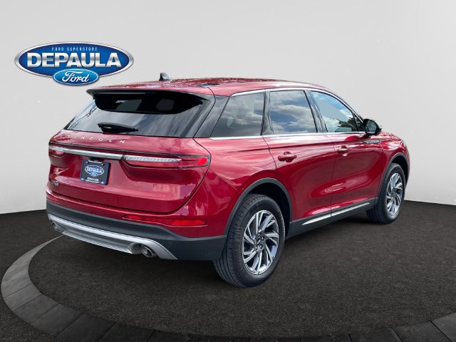 Used 2023 Lincoln Corsair AWD w/ Equipment Group 101A image 7