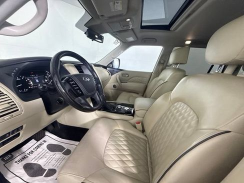 Used 2020 INFINITI QX80 Luxe w/ Sensory Package RWD image 6
