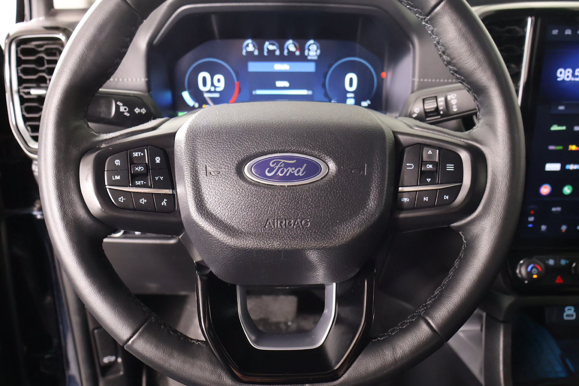 Used 2024 Ford Ranger Lariat w/ FX4 Off-Road Package AWD/4WD image 3