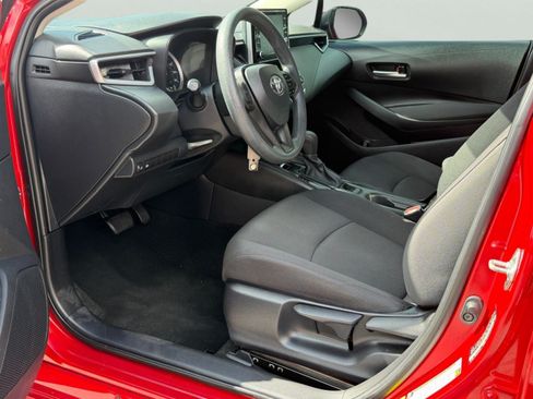 Used 2020 Toyota Corolla LE FWD image 10