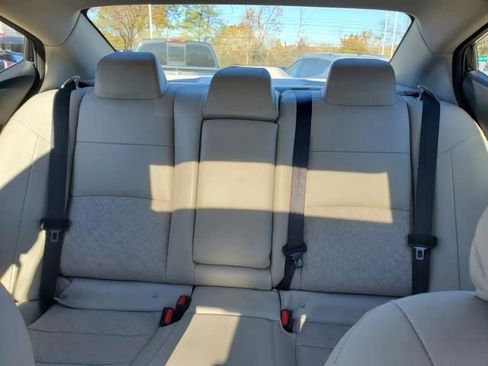 Used 2024 Nissan Altima 2.5 SL image 14