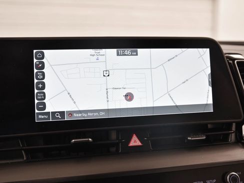 Used 2024 Kia Sportage EX image 21