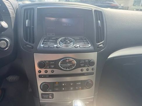 Used 2015 INFINITI Q40 AWD w/ Navigation Package image 14