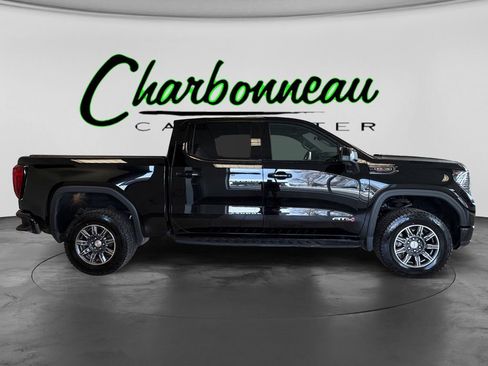 Used 2024 GMC Sierra 1500 AT4 w/ Technology Package AWD/4WD image 6