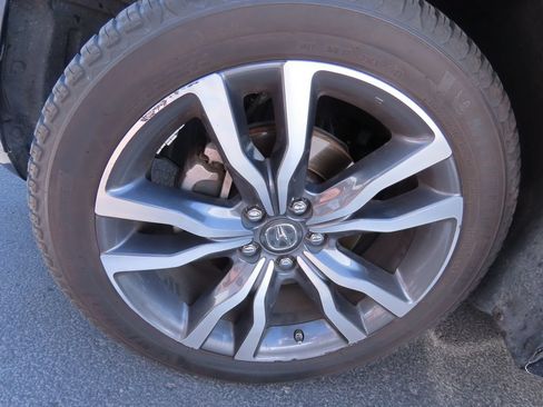 Used 2019 Acura MDX FWD w/ Advance Package image 15