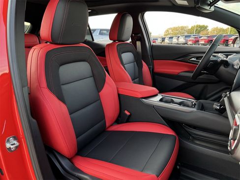 New 2026 Chevrolet Equinox EV RS image 22